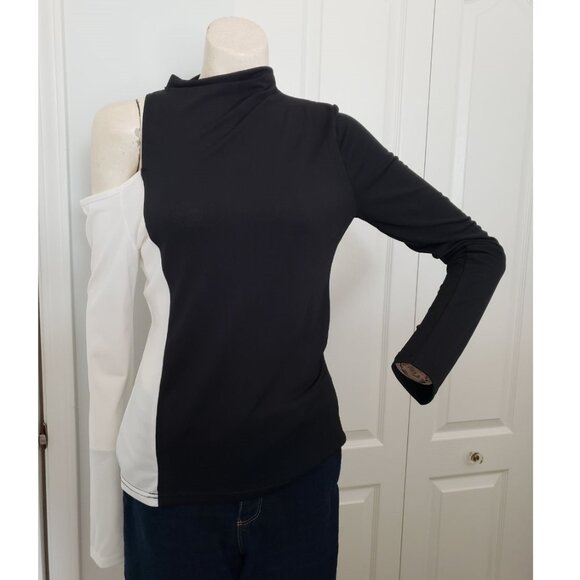 Peak-a-boo shoulder Black and white long sleeve - Picture 4 of 6